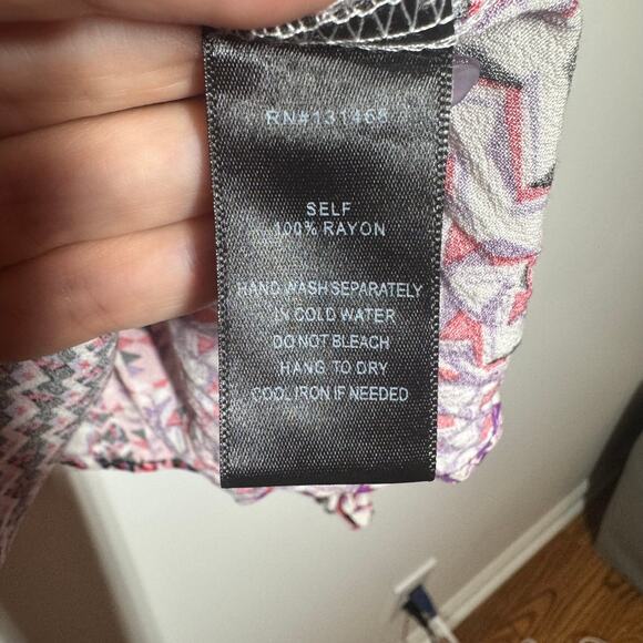 Fate Top Women L Pink Purple Long Sleeve Modest Abstract Ruffle Blouse Career - Picture 5 of 5